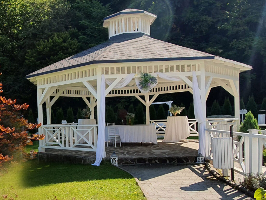 mobilier gradina din lemn